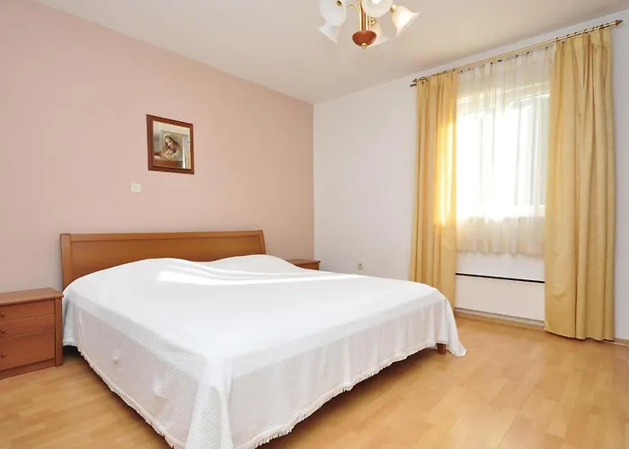 46 Διαμέρισμα Pucisca