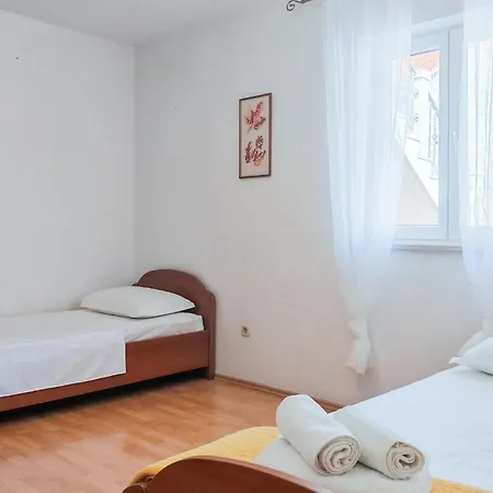 Διαμέρισμα Stunning Apartment In Pucisca With Wifi Pucisca