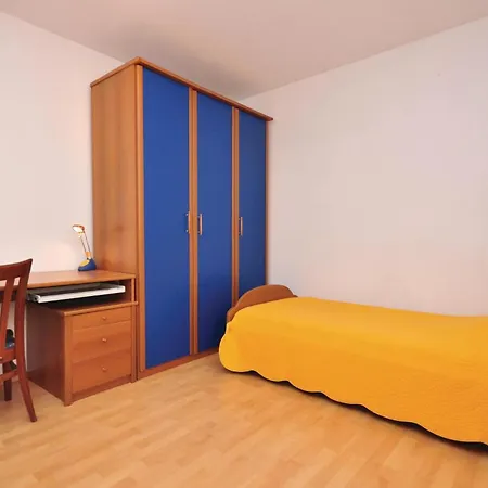 46 Apartment